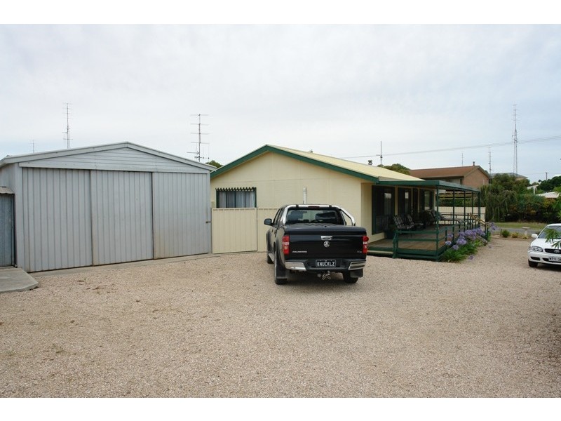 14  Charles Street, Port Hughes SA 5558