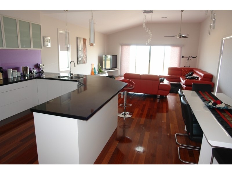 11 Ford Street, Port Hughes SA 5558