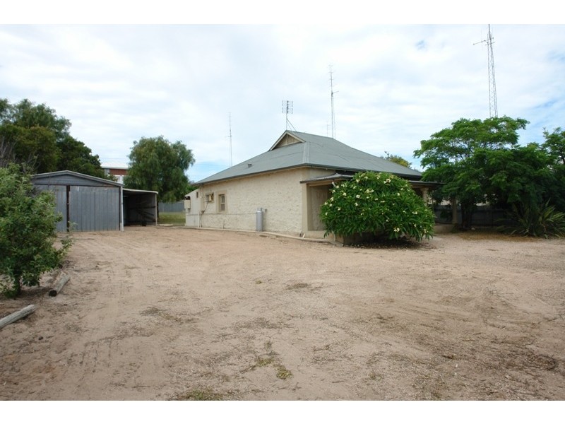 17 (Lot 660) Hughes Avenue, Moonta Bay SA 5558