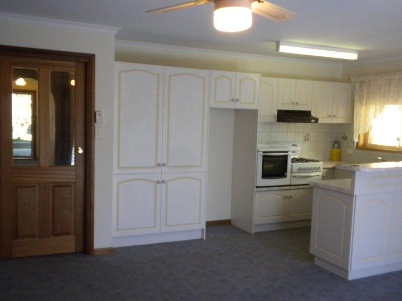 3 Barbican Close, Wallaroo SA 5556