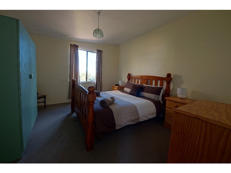 Unit 5 and 6 Tipara Court, Moonta Bay SA 5558