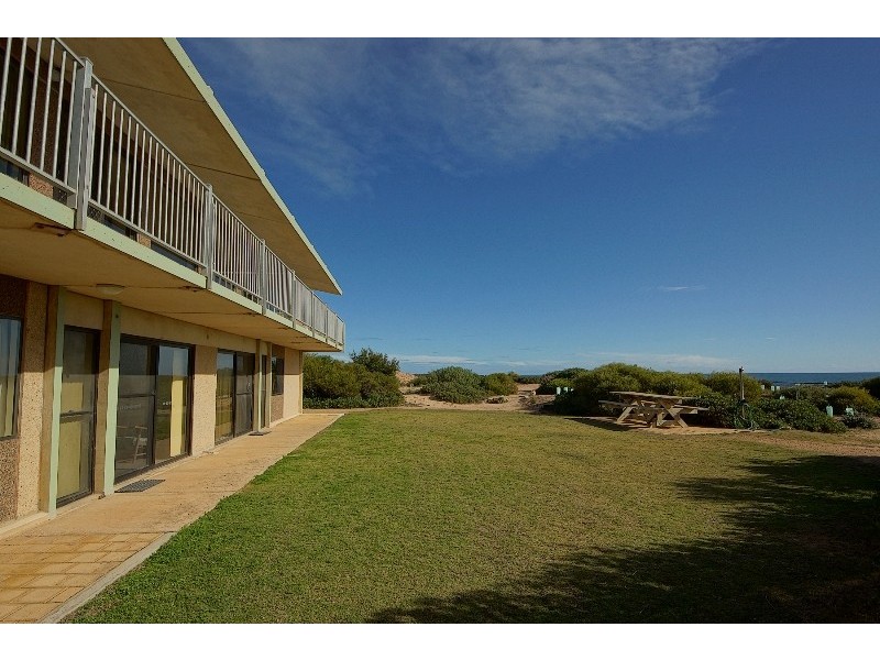 Unit 5 and 6 Tipara Court, Moonta Bay SA 5558