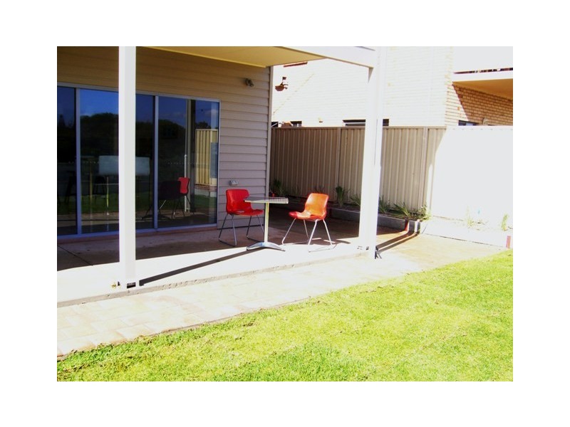 17 Butler Cres, Port Hughes SA 5558