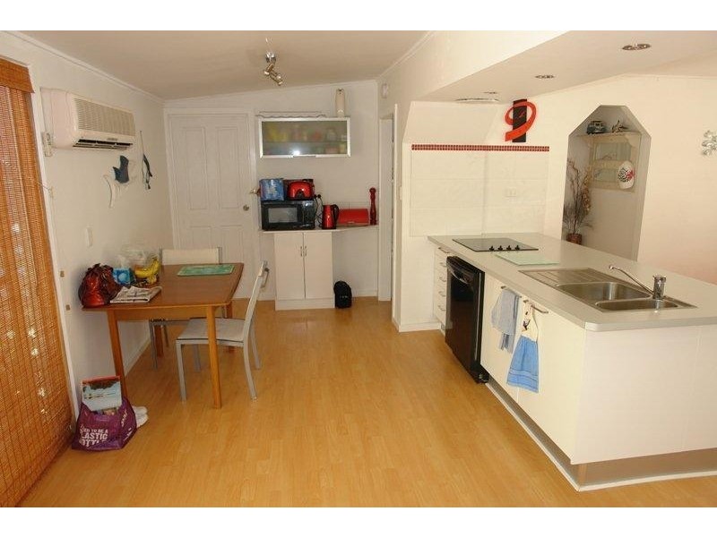 5 Moonta Road, Moonta Bay SA 5558