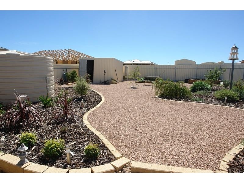 2 Woodward Street, Moonta Bay SA 5558