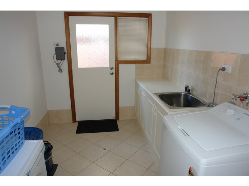 4 Cowling Court, Port Hughes SA 5558