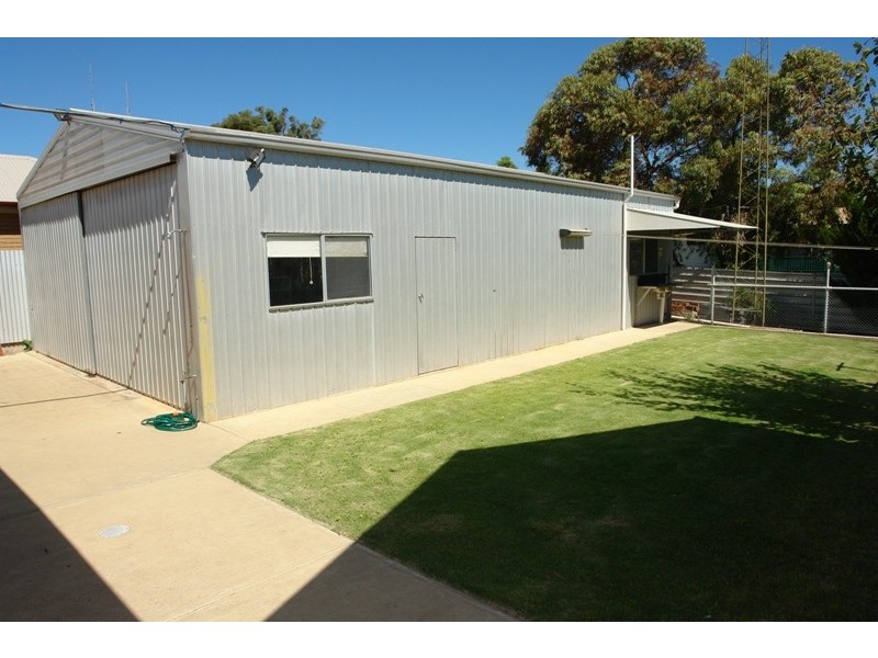 4 Cowling Court, Port Hughes SA 5558