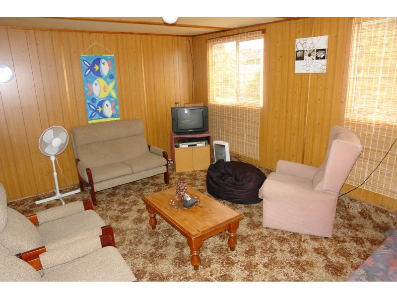 19 Stuckey Street, Moonta Bay SA 5558