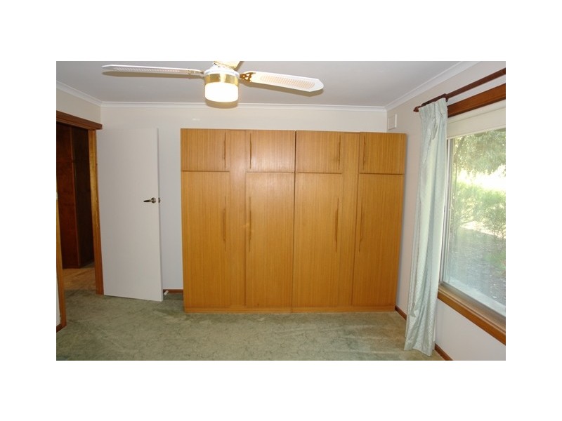 43 Trelawney St, Moonta Bay SA 5558