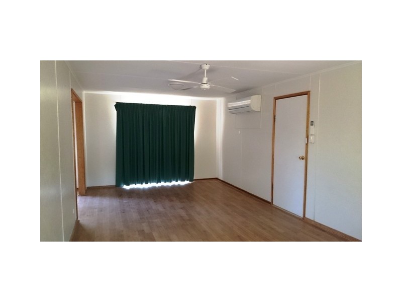 43 Trelawney St, Moonta Bay SA 5558