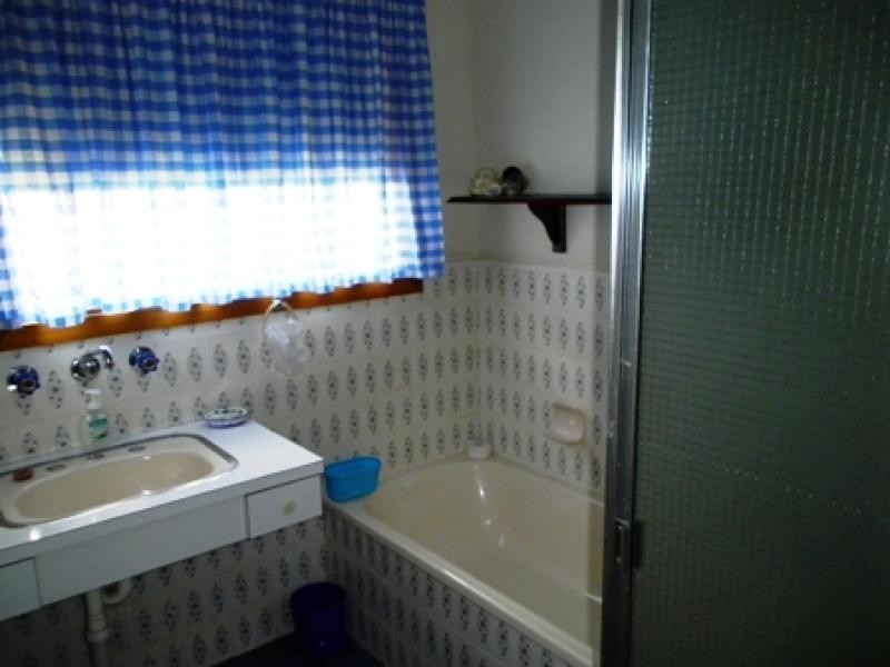 35 Hughes Avenue, Moonta Bay SA 5558