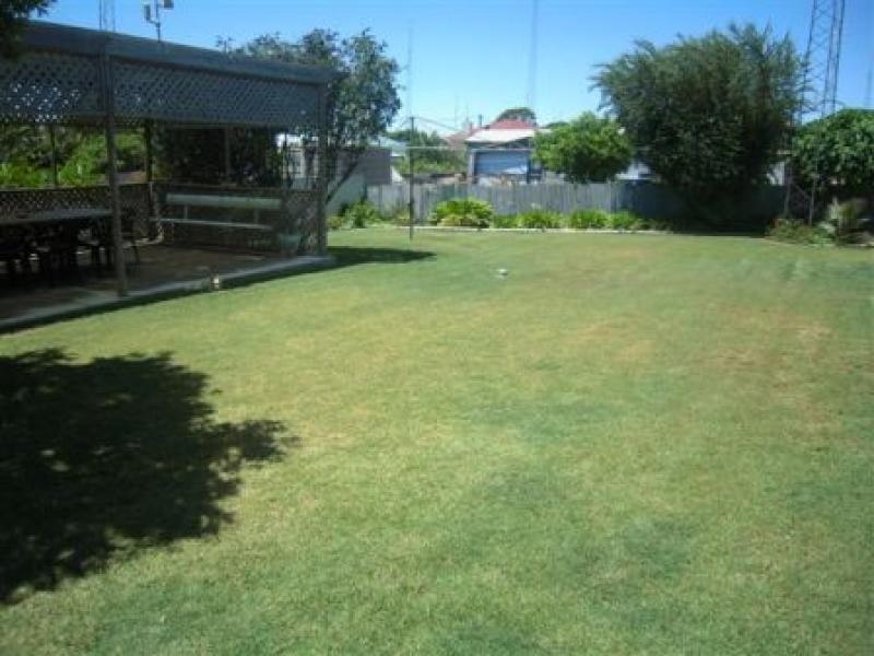 35 Hughes Avenue, Moonta Bay SA 5558