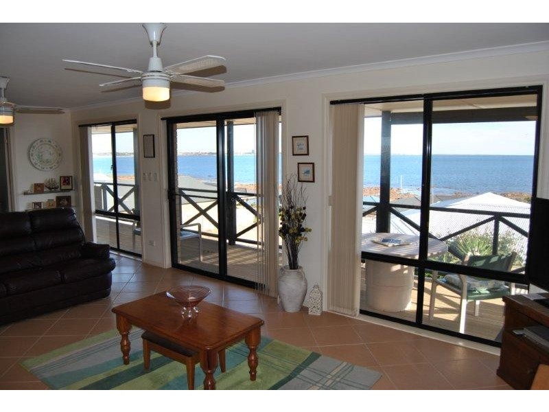 1 Rose Avenue, North Beach SA 5556