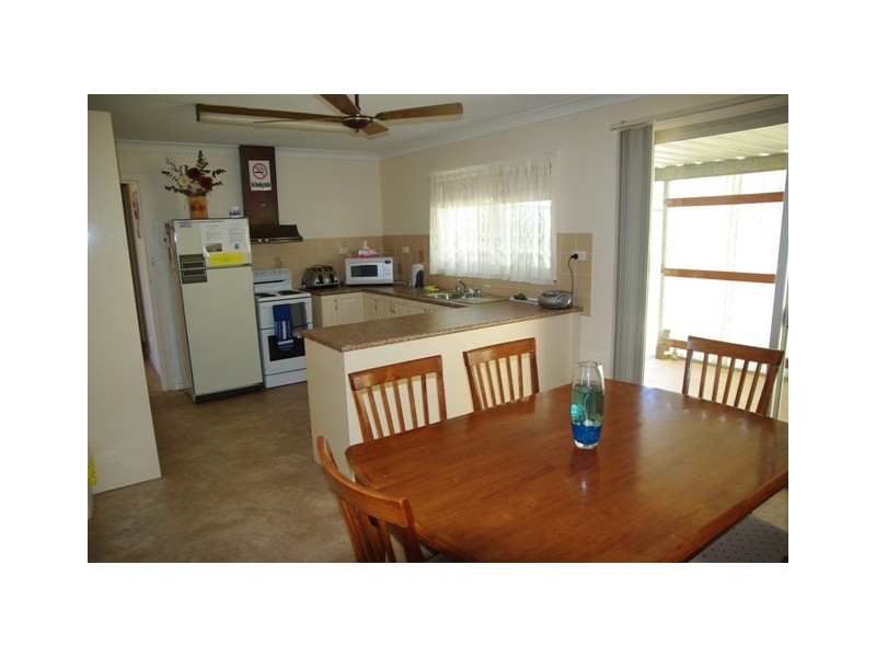 2 Richard St, Wallaroo SA 5556