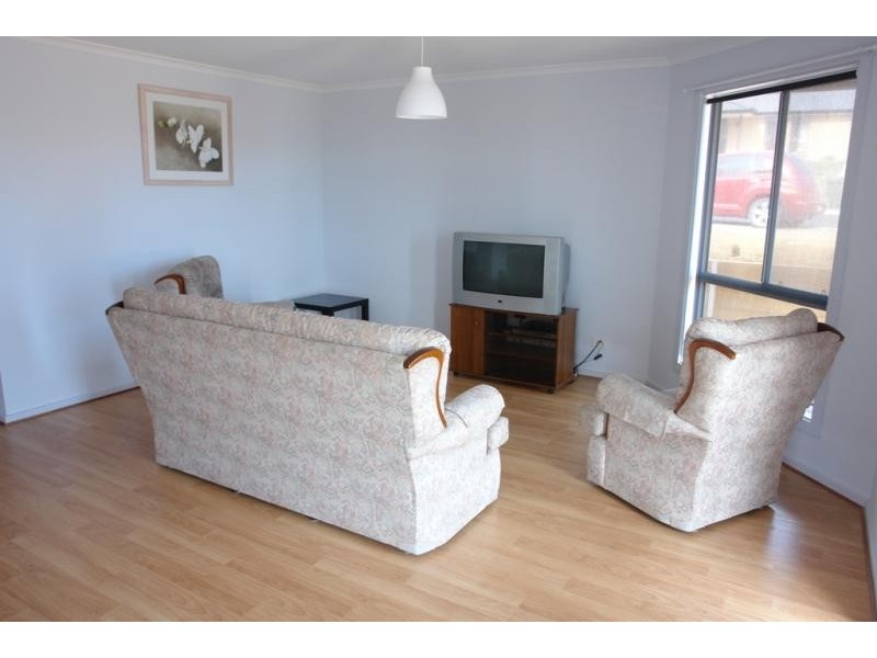 6 Hosking Place, Moonta Bay SA 5558