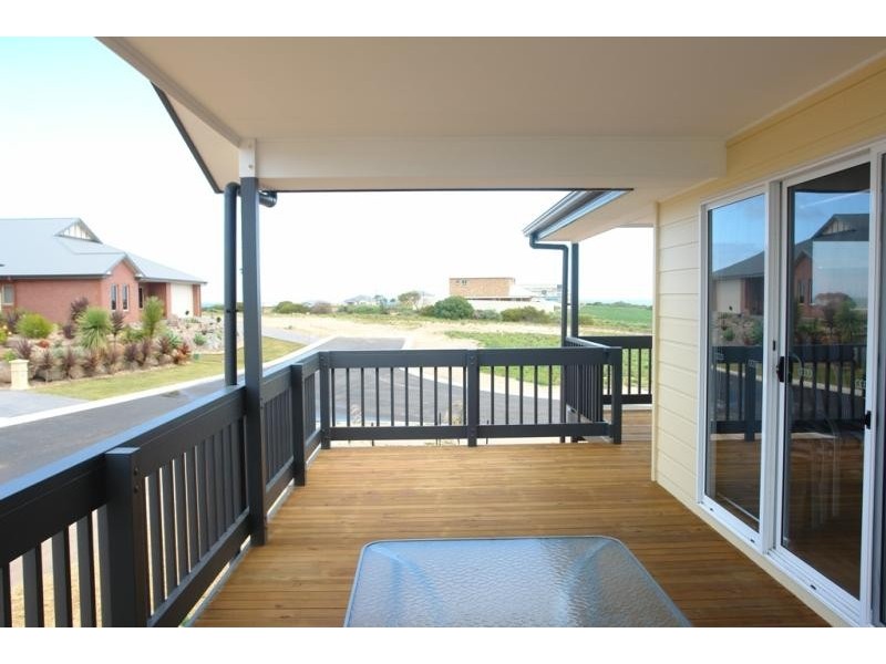 6 Hosking Place, Moonta Bay SA 5558