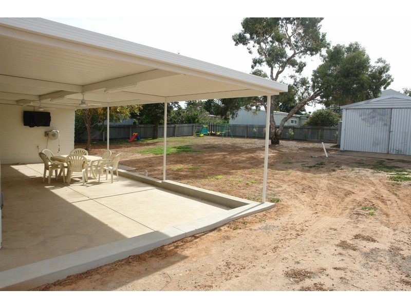 11 Percy Street, Moonta Bay SA 5558