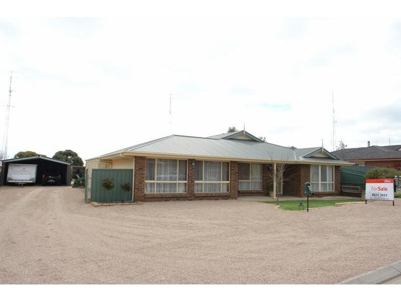 19 Highview  Grove, Moonta Bay SA 5558