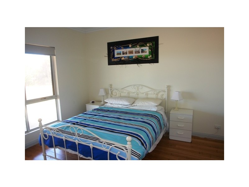 3 Francis Place, Moonta Bay SA 5558