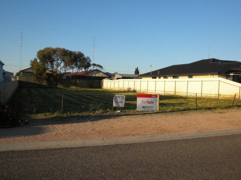 Lot 114 (3) George Street, Wallaroo SA 5556