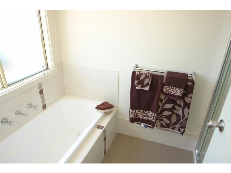 13 Andrew Street, Moonta Bay SA 5558