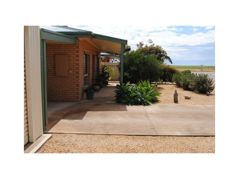 33a and 33b Evans Road, Wallaroo SA 5556