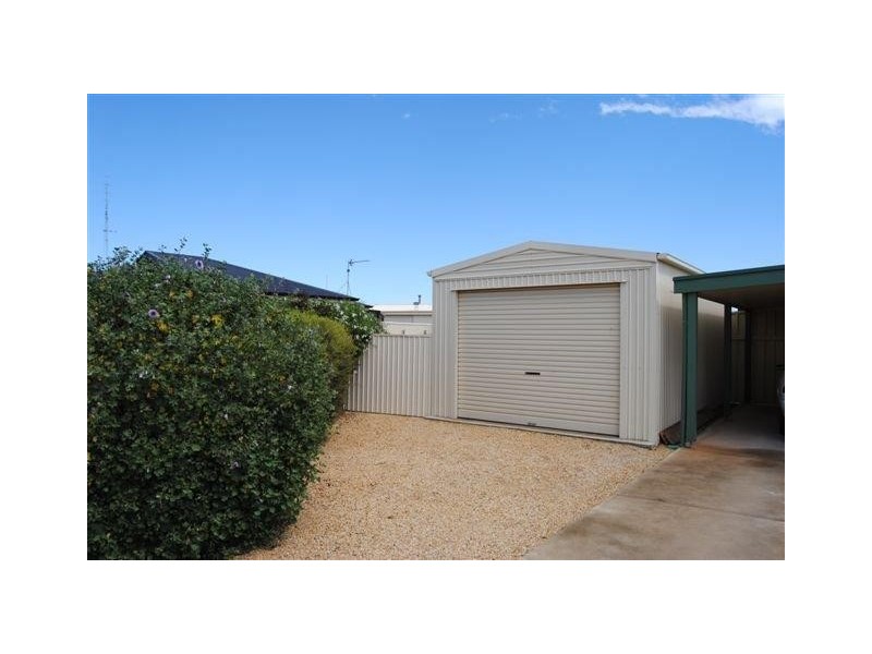 33a and 33b Evans Road, Wallaroo SA 5556