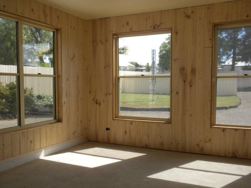 71 Owen Tce, Wallaroo SA 5556