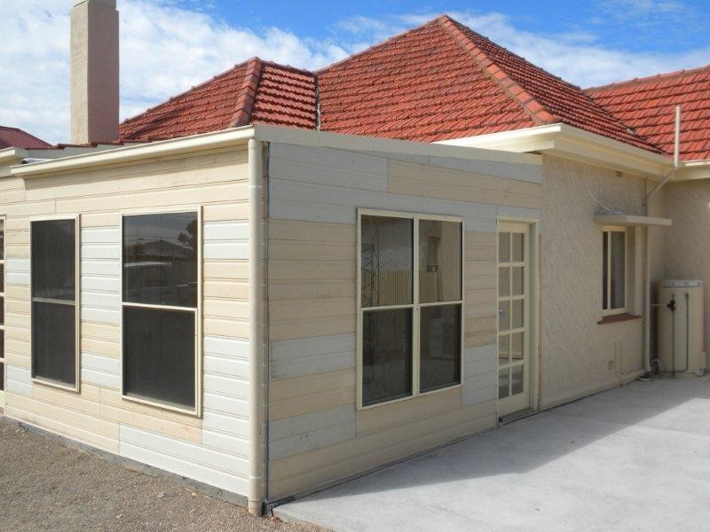 71 Owen Tce, Wallaroo SA 5556