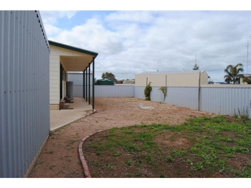 14 Kadina Road, Wallaroo SA 5556