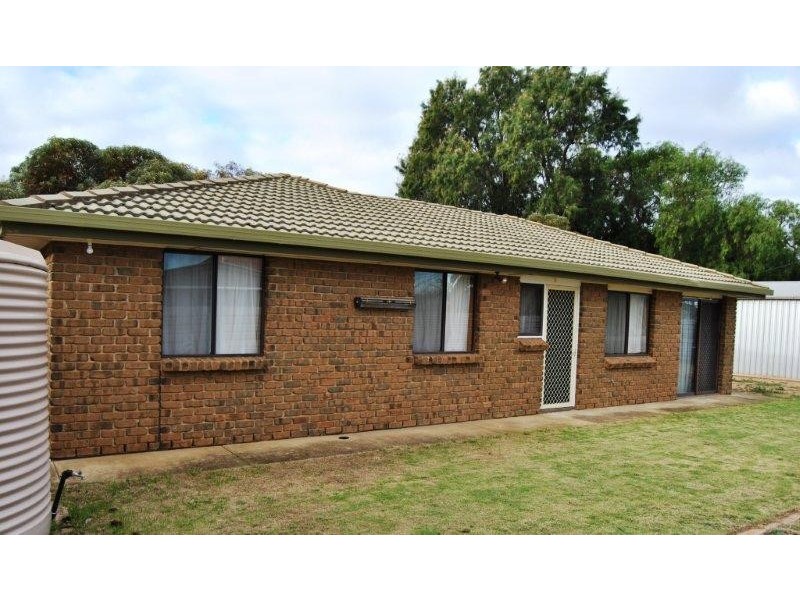 32 Ernest Terrace, Wallaroo SA 5556