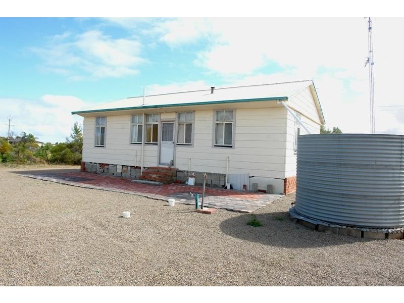30 North Terrace, Moonta Bay SA 5558