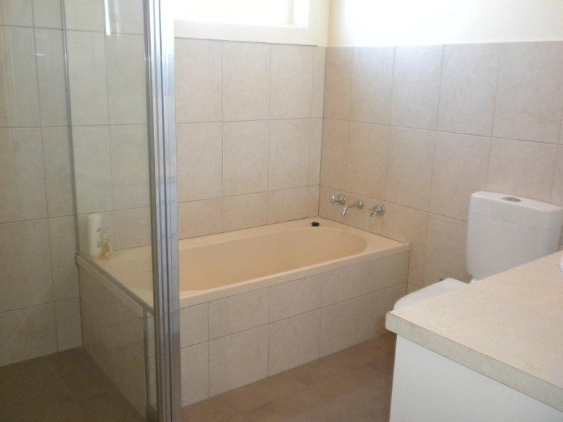 16a Clarke Street, Wallaroo SA 5556