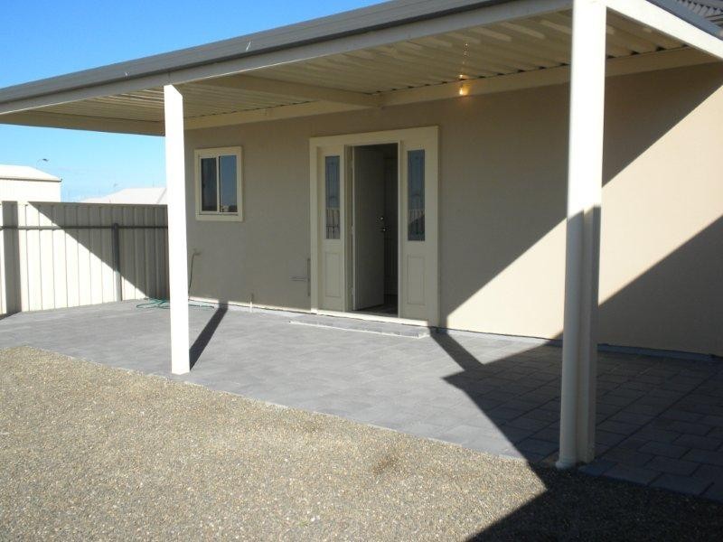 16a Clarke Street, Wallaroo SA 5556