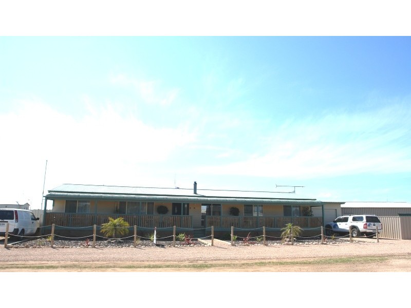16 Reynolds Street, Moonta Bay SA 5558
