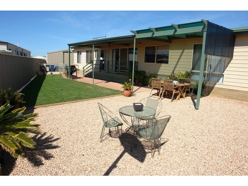 16 Reynolds Street, Moonta Bay SA 5558