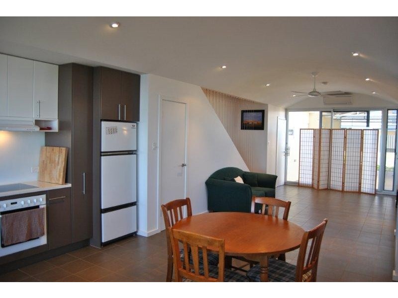 31 Esplanade, North Beach SA 5556