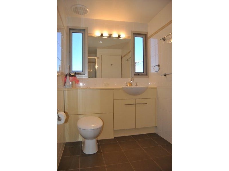 31 Esplanade, North Beach SA 5556
