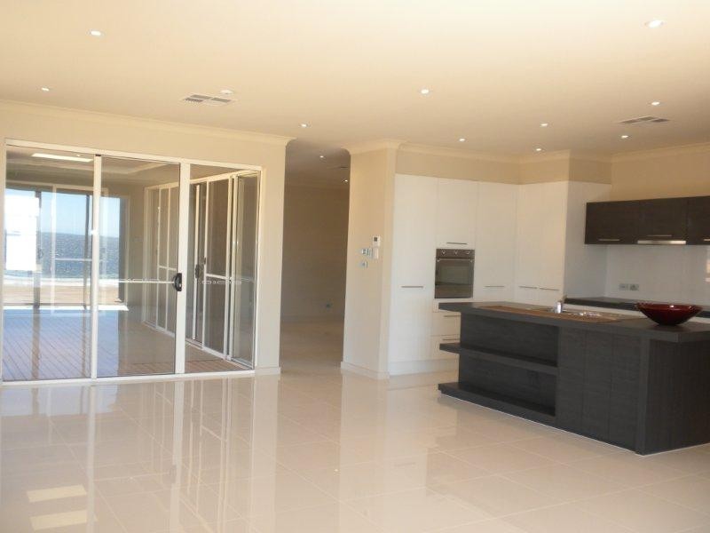 17 (Lot 66) Prankerd Street, Moonta Bay SA 5558