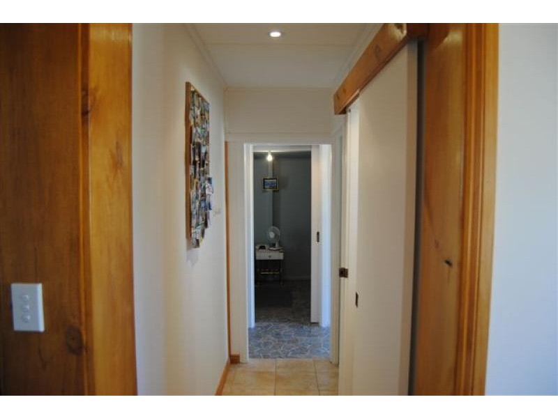 25 The  Parade, Port Clinton SA 5570