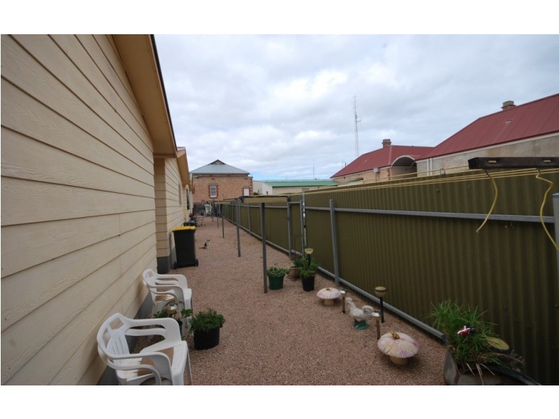 Unit 3, 8 Church Street, Wallaroo SA 5556