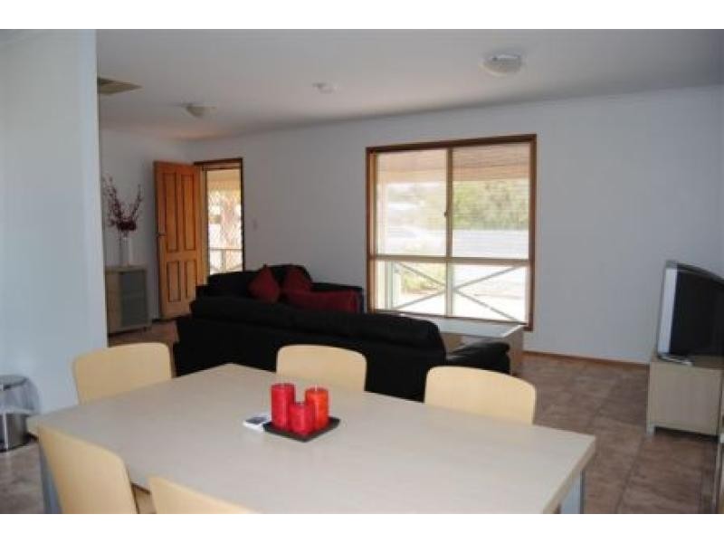 92 Clayton Drive, Wallaroo SA 5556