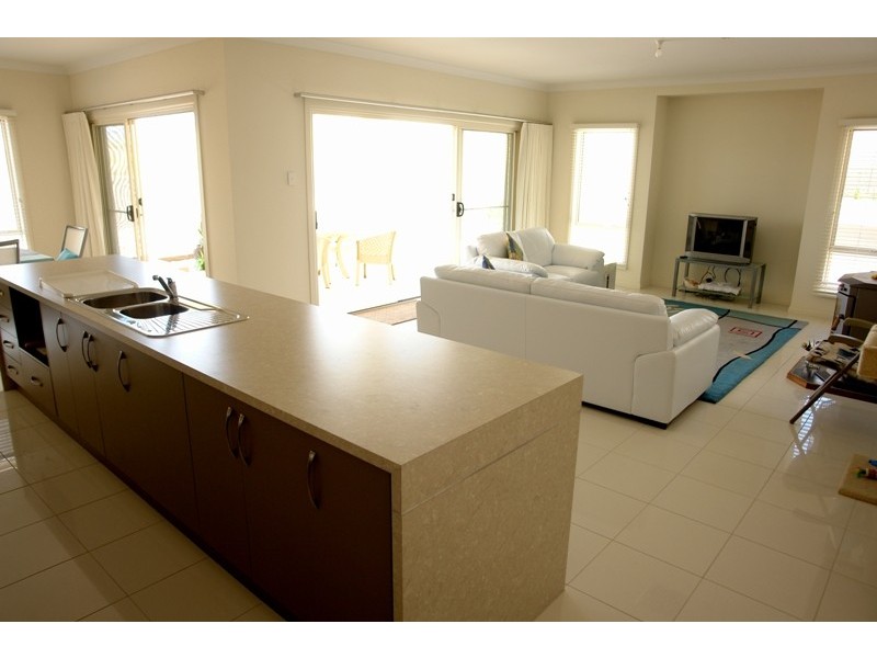 25 Gill Street, Moonta Bay SA 5558