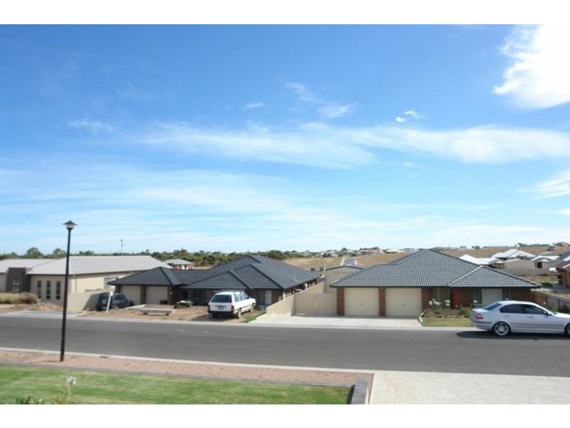 25 Gill Street, Moonta Bay SA 5558