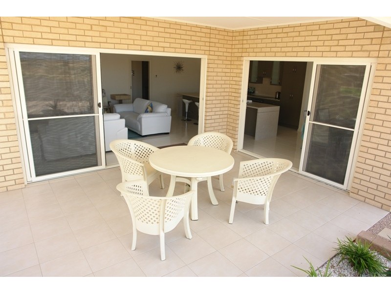 25 Gill Street, Moonta Bay SA 5558