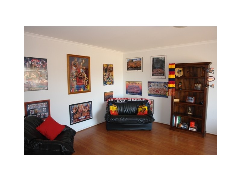 3 Polglase Street, Moonta Bay SA 5558