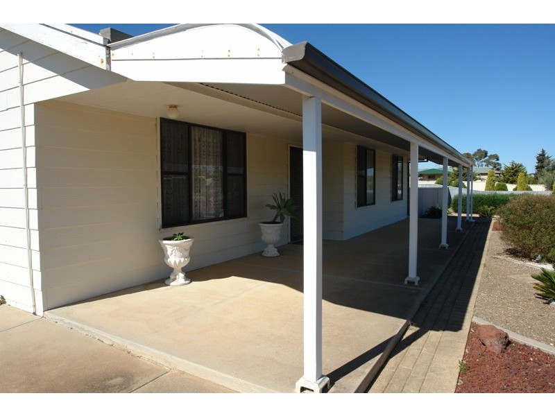61 Cambridge Street, Moonta Bay SA 5558