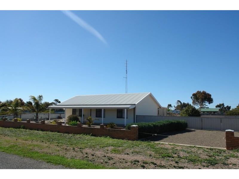 61 Cambridge Street, Moonta Bay SA 5558