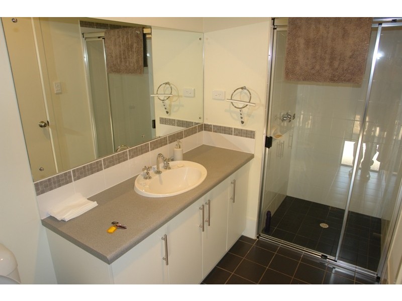 17 Andrew Street, Moonta Bay SA 5558