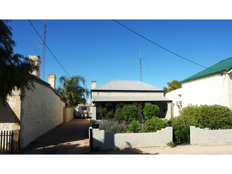 60 Caroline Street, Moonta SA 5558